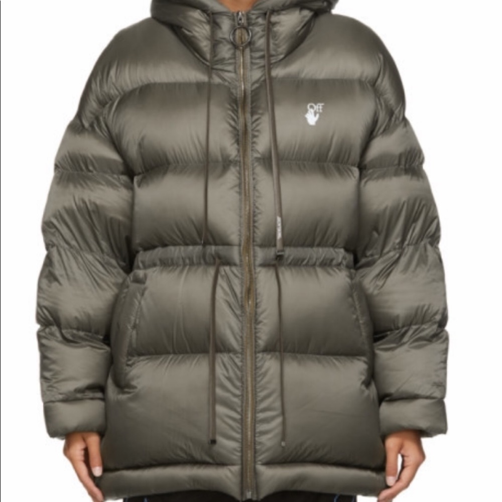Off-White logo-print puffer jacket、 Size 46